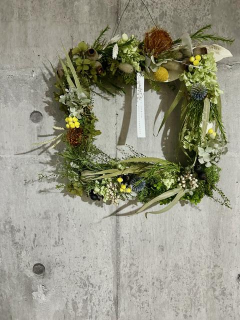 静かな小さなリース 静かな小さなリース